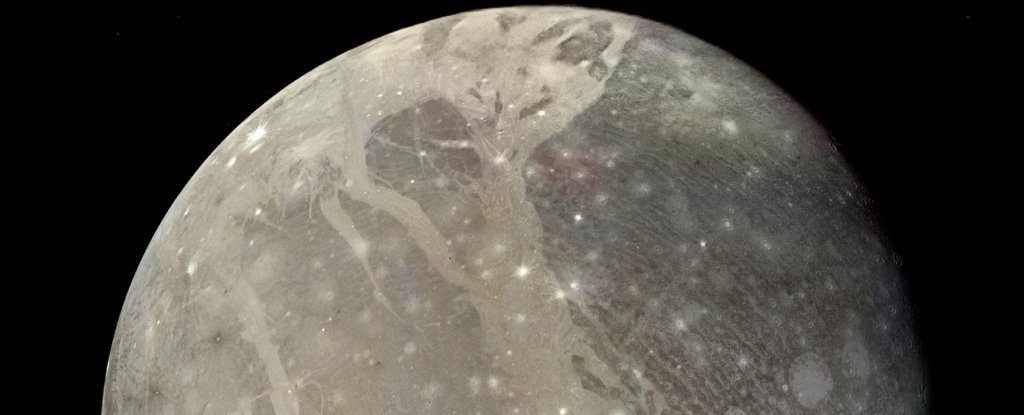 You are currently viewing Исследователи NASA впервые обнаружили пары воды в атмосфере Ганимеда.